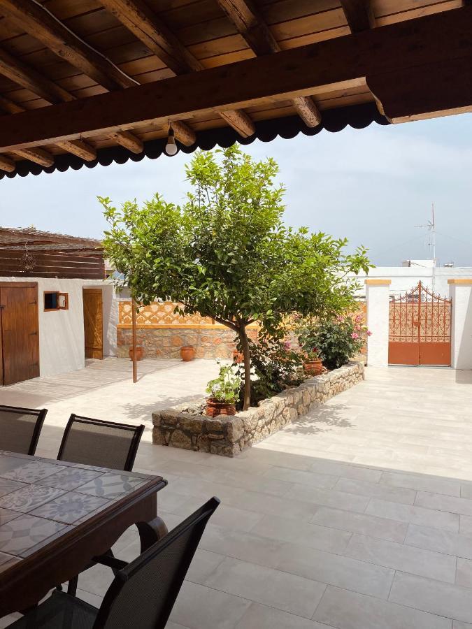 Archangelos Family House Екстер'єр фото
